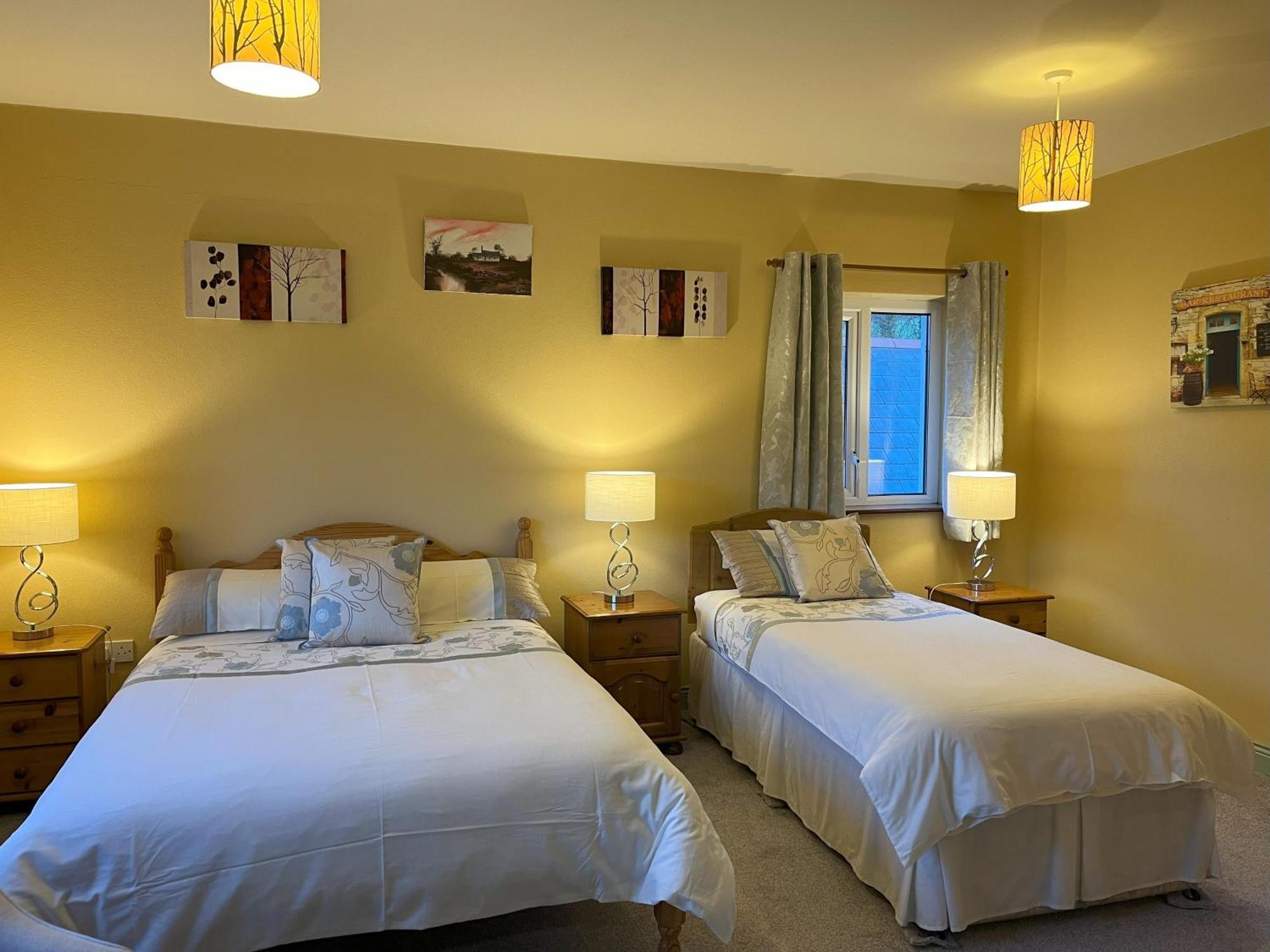 Pk Lodge Bed And Breakfast Skibbereen Kültér fotó